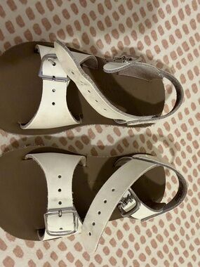 Kids White Buckle Strap Sandals for Everyday Wear
